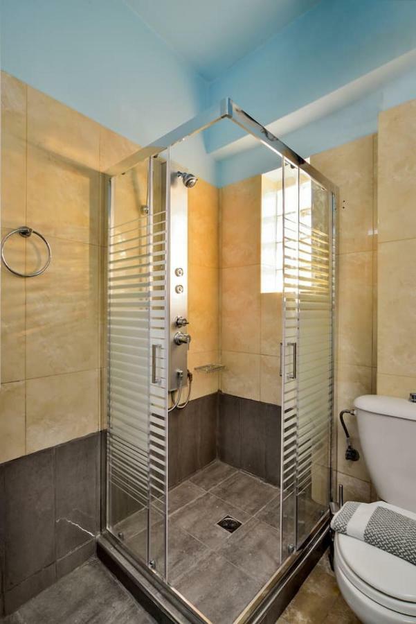Seaside Old Venetian Harbour 1St Floor Apartment Chania  Exterior foto